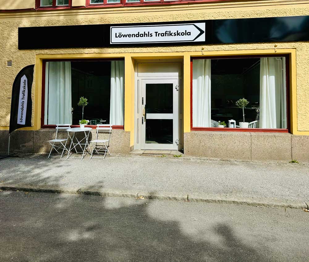 Trafikskolan, r&ouml;d tegelbyggnad.