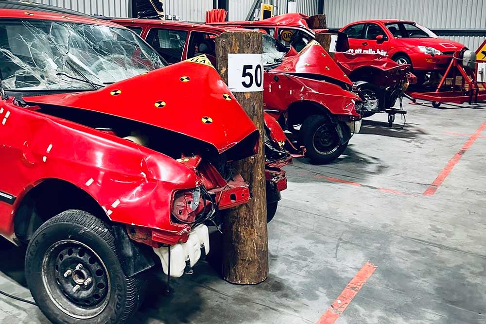 Bil k&ouml;r p&aring; halkbana i riskutbildningen